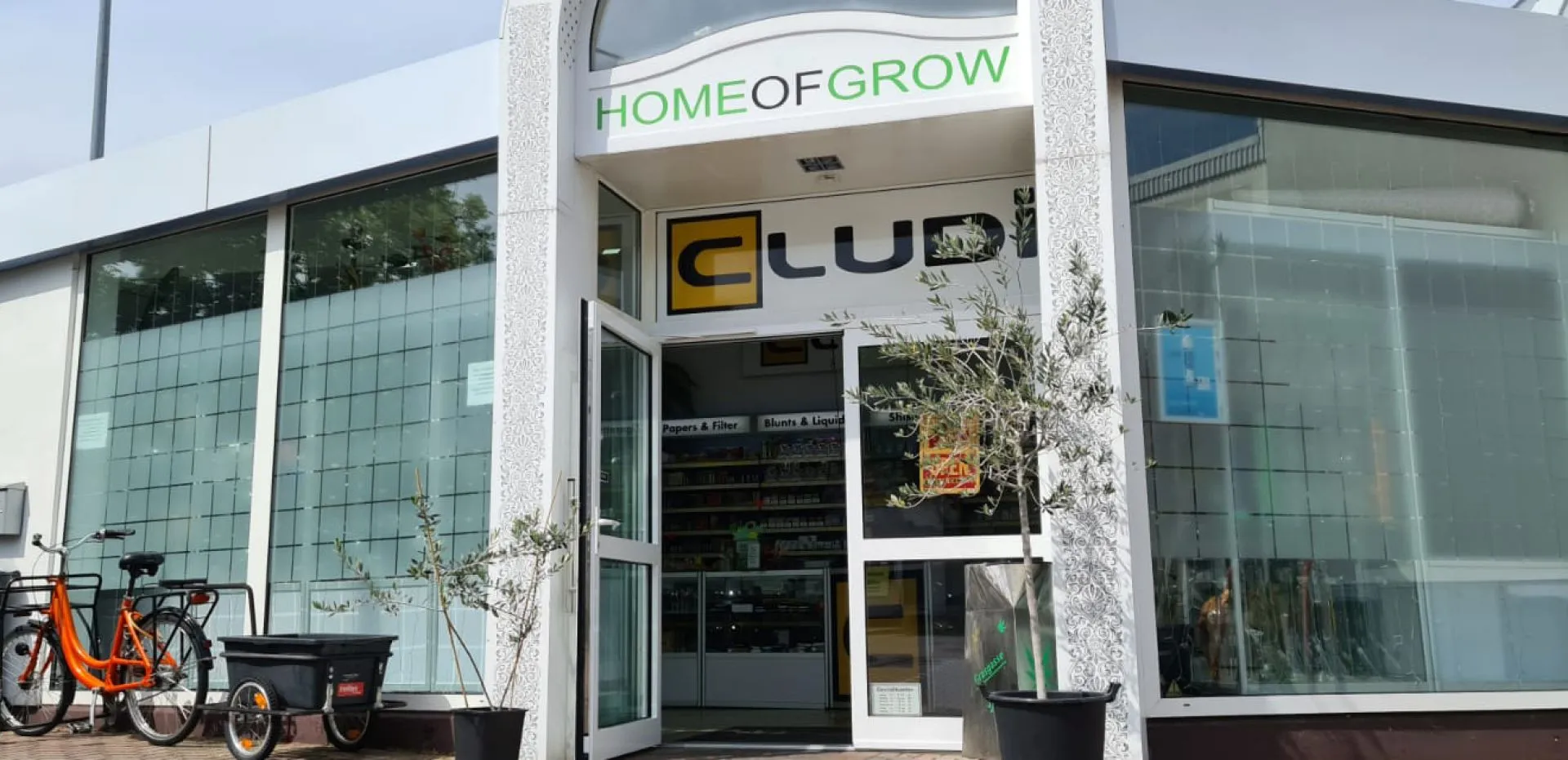 Ladengeschäft Ladengeschäft Frontansicht